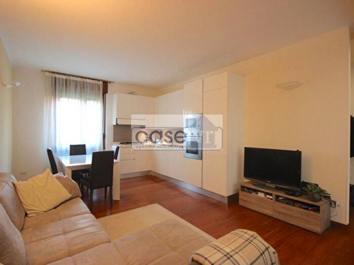 Appartamento bilocale in affitto in Via Barbarani Berto, San Zeno, Verona