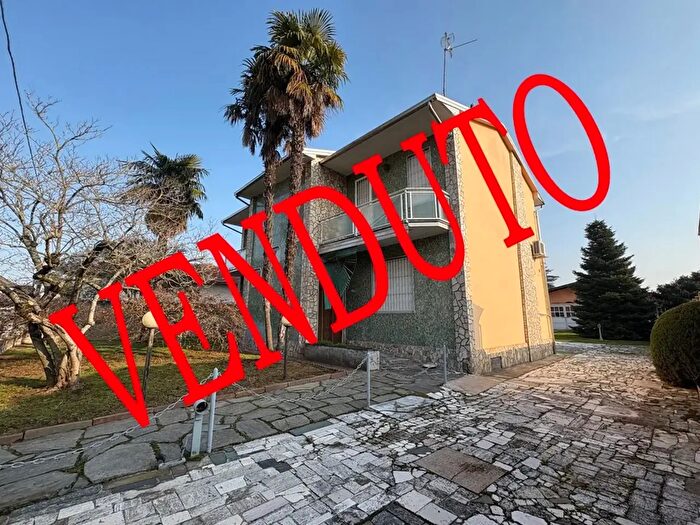 Casa con 5 locali in vendita in Via Monsignor Portaluppi, Boffalora Sopra Ticino