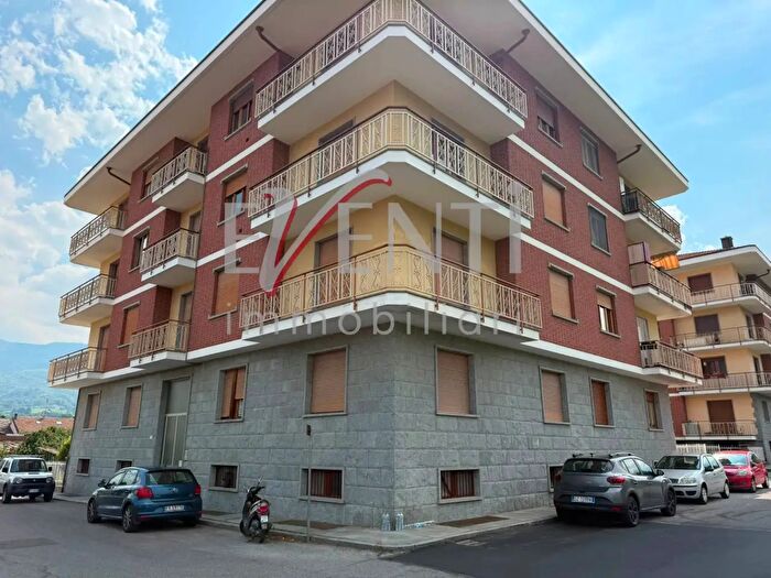 Appartamento quadrilocale in vendita in Via Terzo Alpini, Luserna San Giovanni
