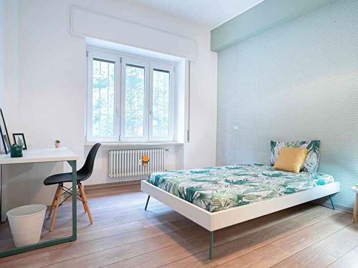 Appartamento con 5 locali in affitto in Viale Caterina da Forl¬, Gambara, Milano