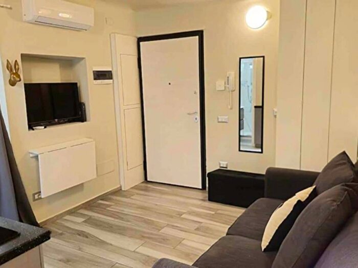 Appartamento in affitto in Via Lecco, Porta Venezia, Milano