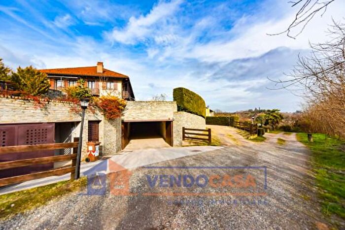 Appartamento trilocale in vendita in Strada San Michele, Moncalieri