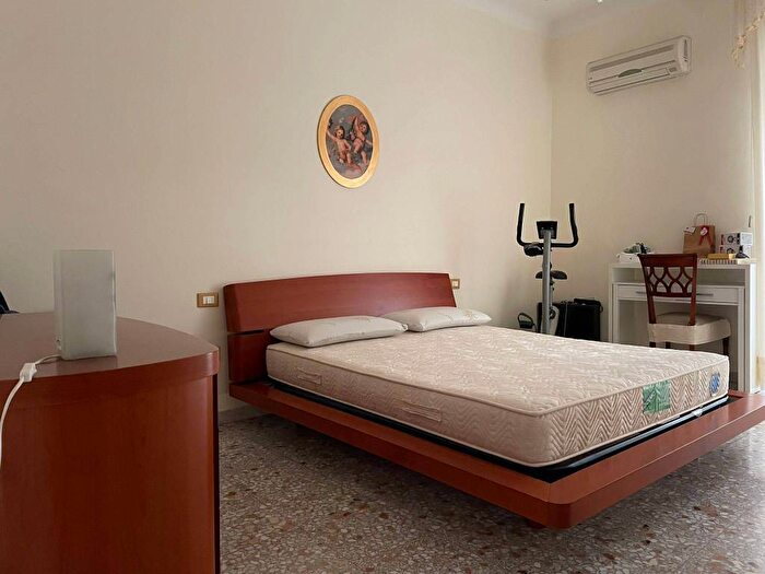 Appartamento trilocale in affitto in Via Liguria, Italia Montegranaro, Taranto