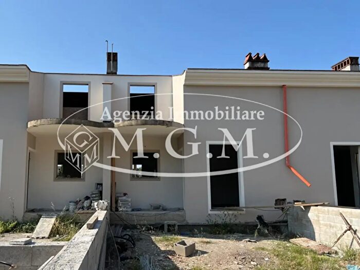 Casa con 5 locali in vendita in Santa Maria A Monte