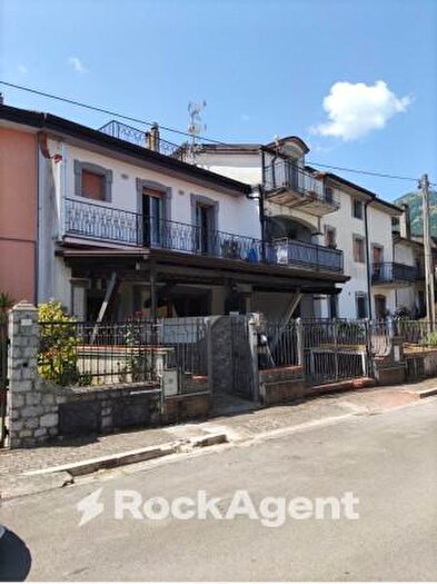 Appartamento trilocale in vendita in Via Pozzo Donato, Trecchina