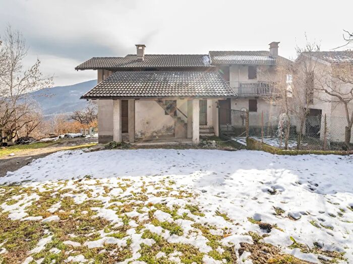 Casa bilocale in vendita in Borgata Foresti, Brondello