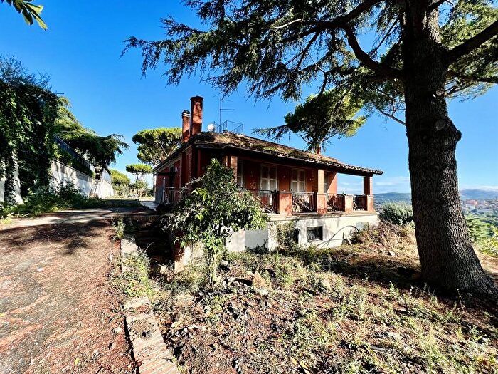 Casa in vendita in Marino