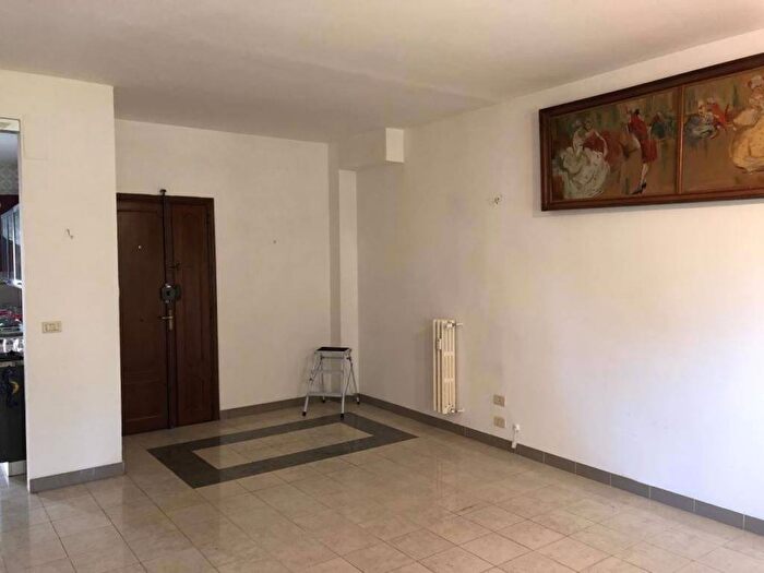 Appartamento con 5 locali in affitto in Giotto, Arezzo