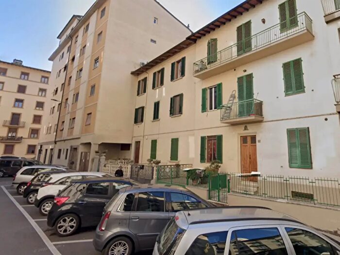 Appartamento trilocale in vendita in Via Ulivelli, Firenze