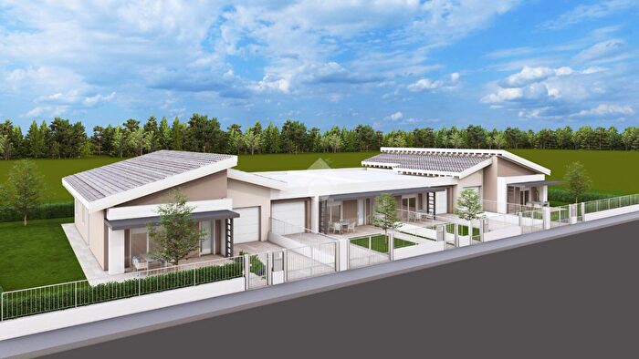 Casa trilocale in vendita in Via Adda, Volta Mantovana