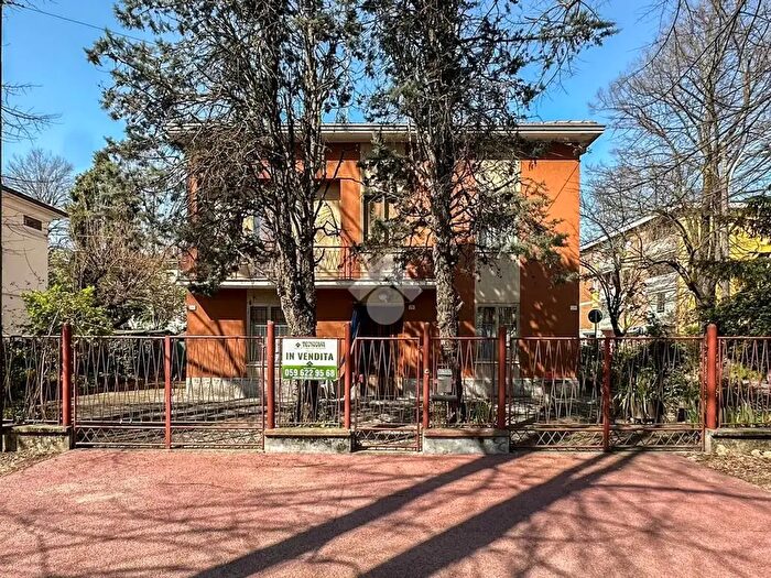 Casa con 7 locali in vendita in Via Marco Polo Interna, Carpi