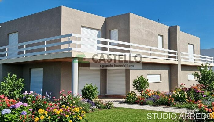 Casa con 5 locali in vendita in Via Caltana, Campodarsego