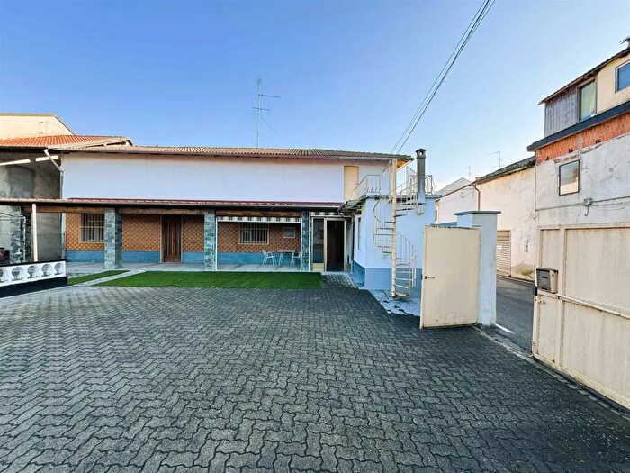 Casa con 7 locali in vendita in Via Vittorio Veneto, Motta De' Conti