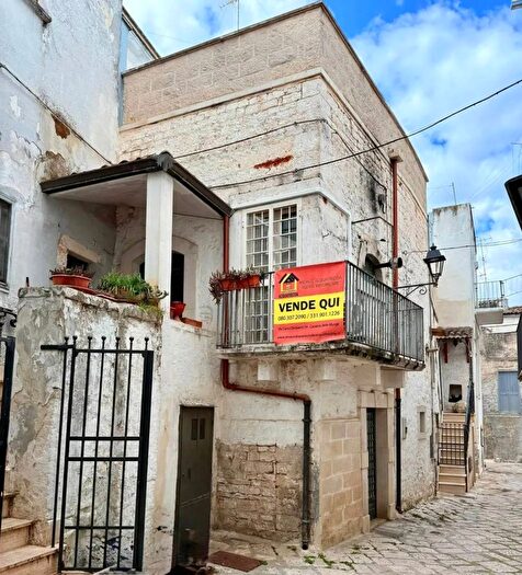 Casa quadrilocale in vendita in Indirizzo Via San Giovanni, Cassano Delle Murge