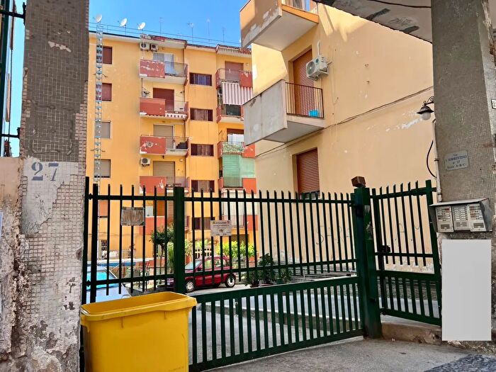 Appartamento trilocale in vendita in Via Ignazio Sorrentino, Torre Del Greco