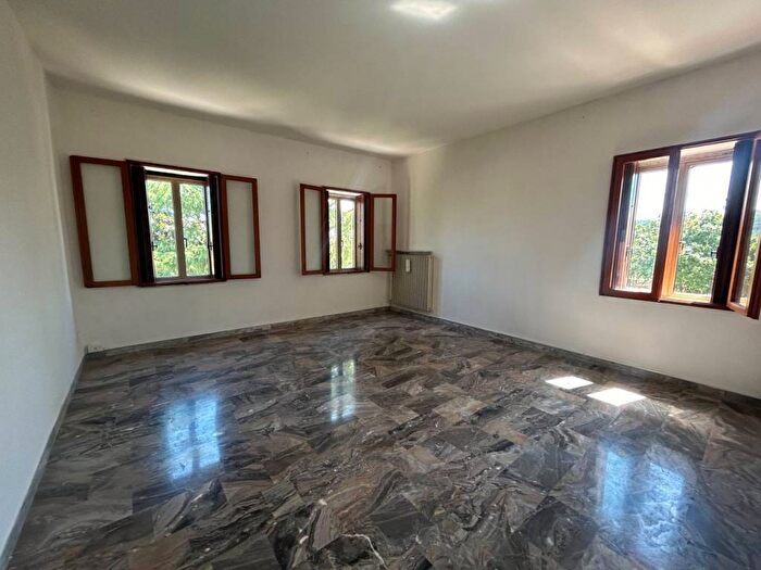 Appartamento quadrilocale in affitto in STRADA di casale, Casale Valletta del Silenzio, Vicenza