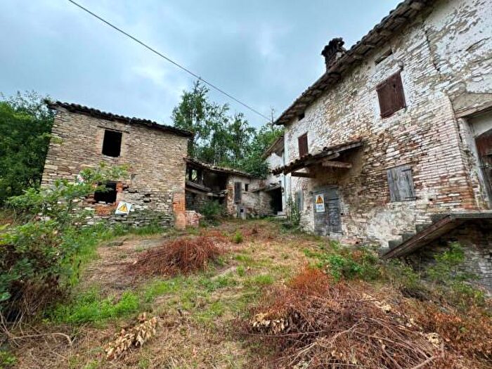 Casa con 5 locali in vendita in Via Sinistra Guerro a, Castelvetro Di Modena