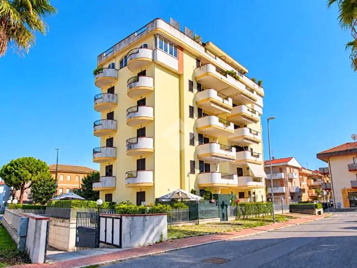 Appartamento bilocale in vendita in Via Toscana, Alba Adriatica