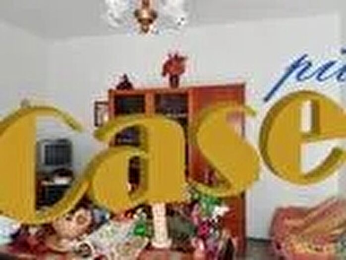 Appartamento con 8 locali in vendita in Massarosa