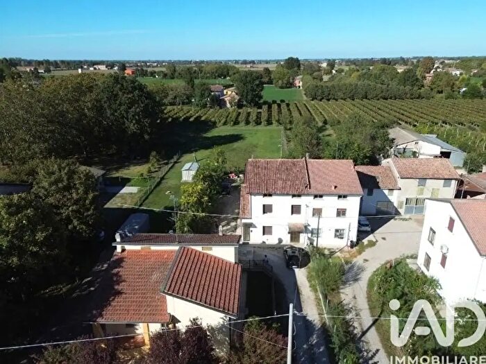 Appartamento trilocale in vendita in Via Gazzoli, Novi Di Modena