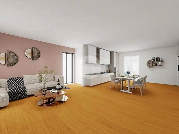 Appartamento quadrilocale in vendita in Viale Ionio, Manfredonia