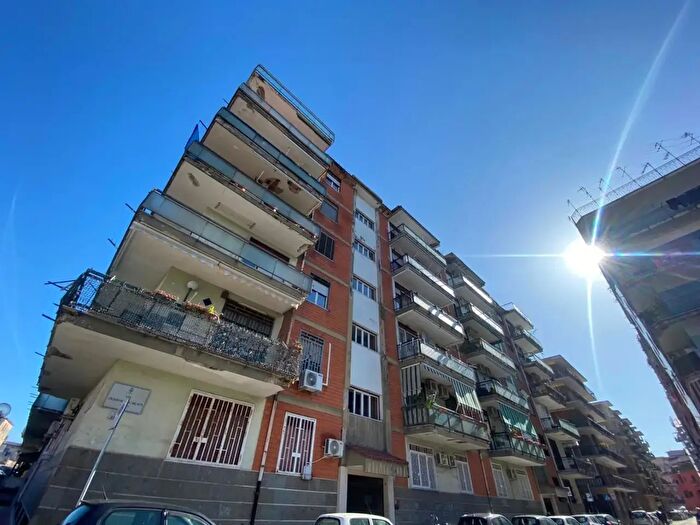 Appartamento con 6 locali in vendita in Via Scarlatti, San Giorgio A Cremano