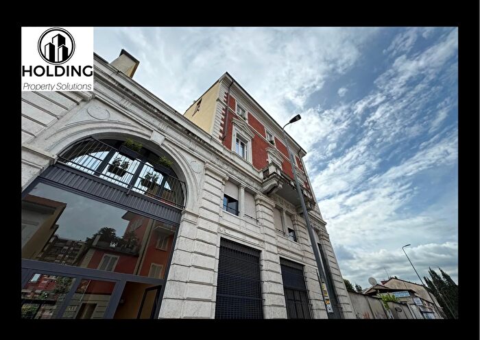 Casa bilocale in vendita in Via Pier Candido Decembrio, Milano