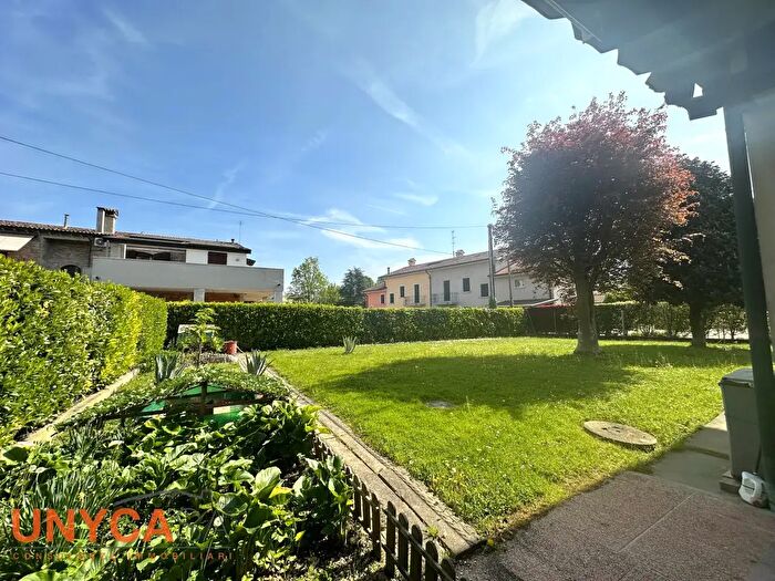 Casa con 5 locali in vendita in Selvazzano Dentro