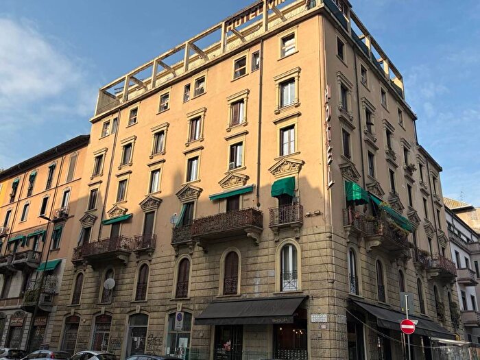 Appartamento monolocale in affitto in Via Mauro Macchi, Centrale, Milano