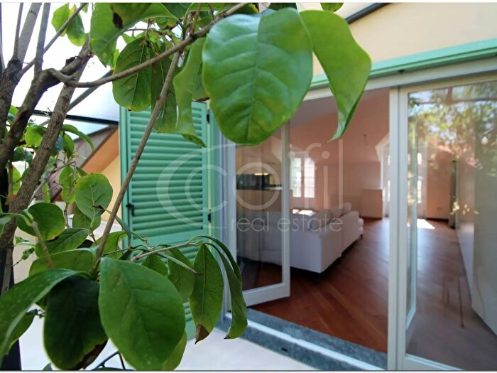 Appartamento trilocale in affitto in Via Bigli, Milano