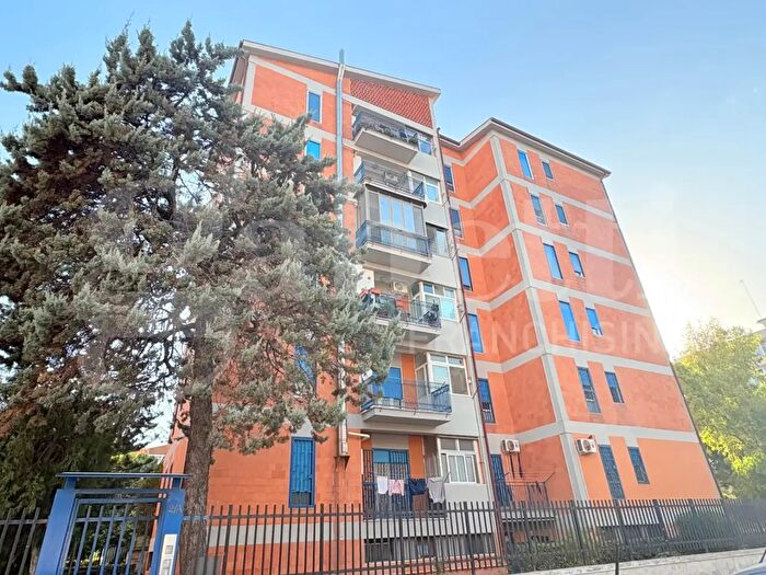 Appartamento quadrilocale in vendita in Via Schiavo da Bari, Bari