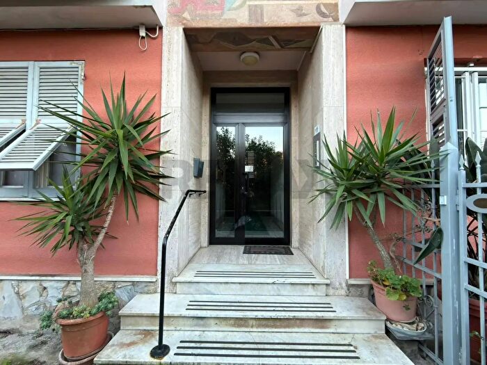 Appartamento con 5 locali in vendita in Via delle Gardenie, Rapallo