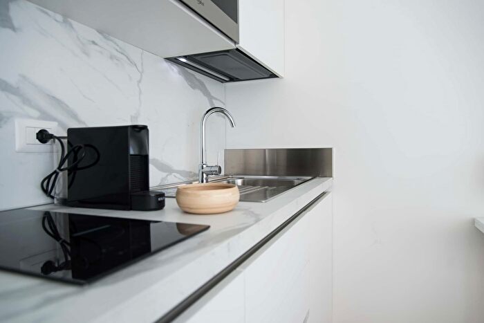 Appartamento monolocale in affitto in Via Amatore Sciesa, Milano