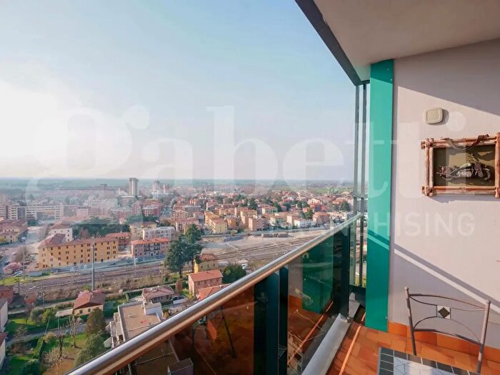 Appartamento quadrilocale in vendita in Piazza Pier Francesco Lorusso, Castel Maggiore