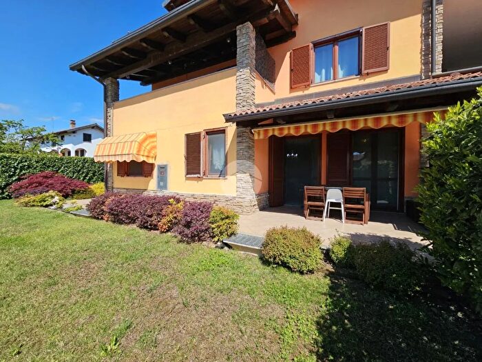 Appartamento quadrilocale in vendita in Via Datte, Caluso