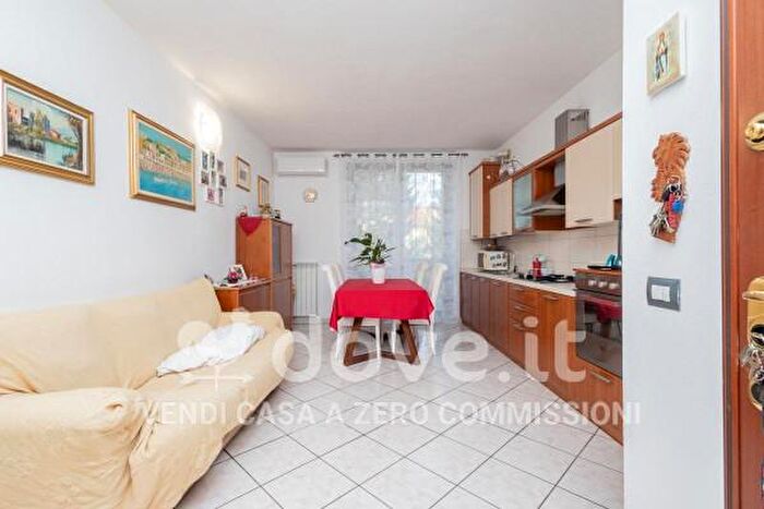 Appartamento trilocale in vendita in Via a Vago, Misinto