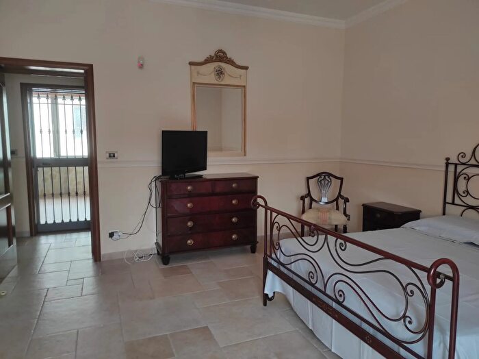 Appartamento quadrilocale in vendita in Via San Giovanni Russo, Trani