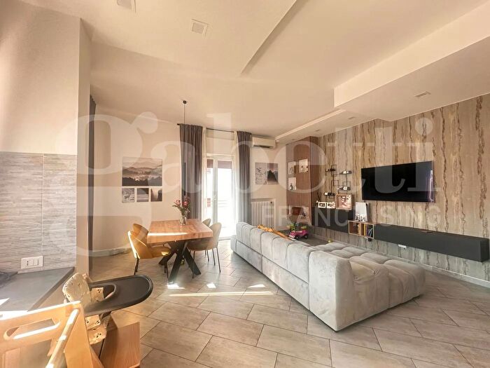 Appartamento trilocale in vendita in Via Massarenti, Casalecchio Di Reno