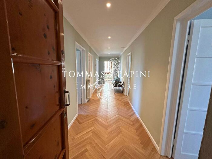 Appartamento con 6 locali in affitto in Via Giuseppe La Farina, Mazzini Oberdan, Firenze