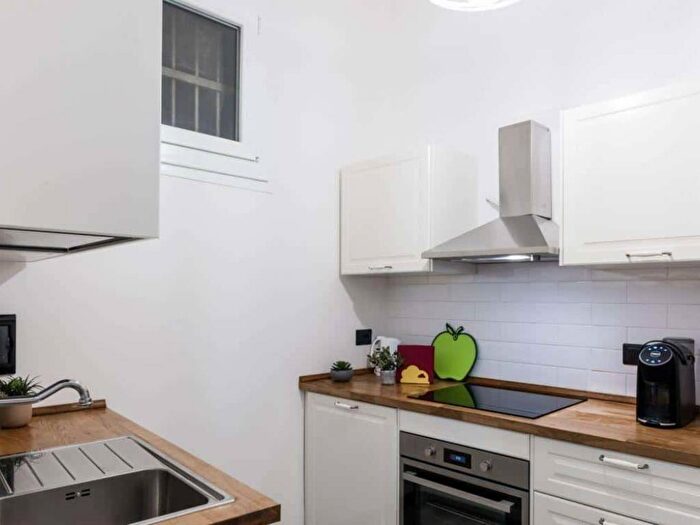 Appartamento bilocale in affitto in Salita del Prione, Molo, Genova