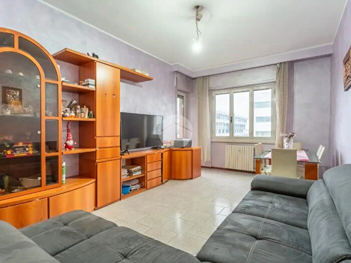 Appartamento trilocale in vendita in Viale Leonardo da Vinci, Trezzano Sul Naviglio