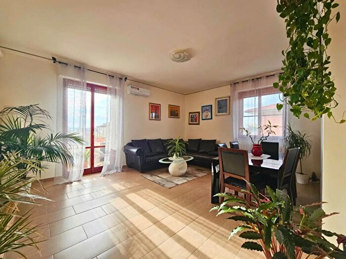 Appartamento quadrilocale in vendita in Pisa