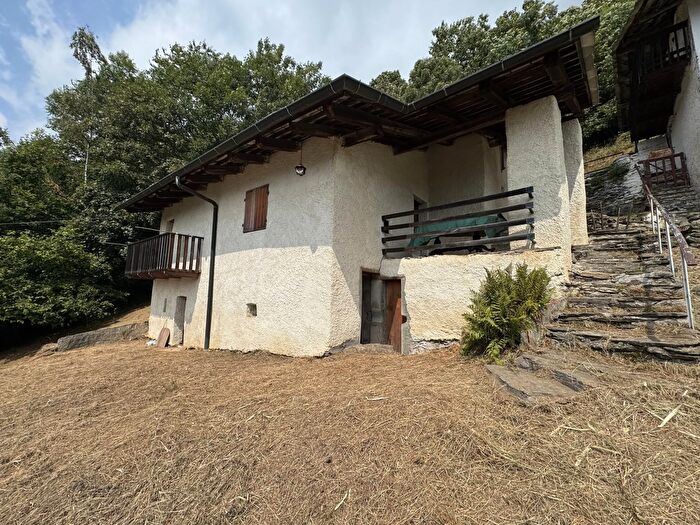 Casa quadrilocale in vendita in Borgata Sagne, Crissolo