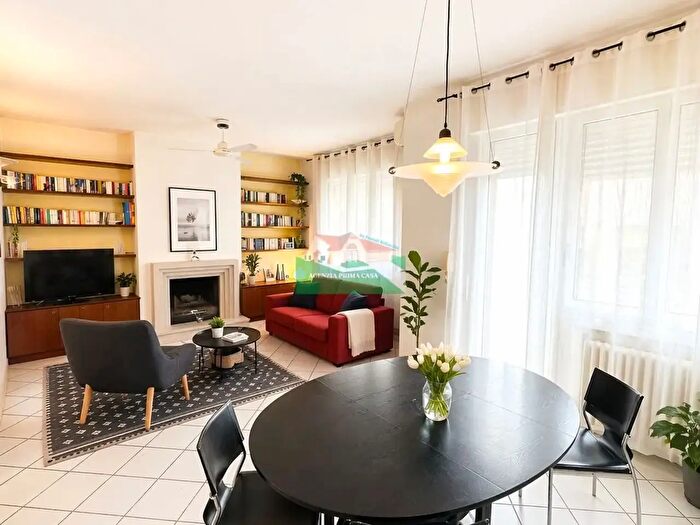 Casa con 10 locali in vendita in Via Vicoli, Ravenna