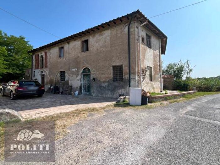 Casa con 6 locali in vendita in Via Sanminiatese, Castelfiorentino