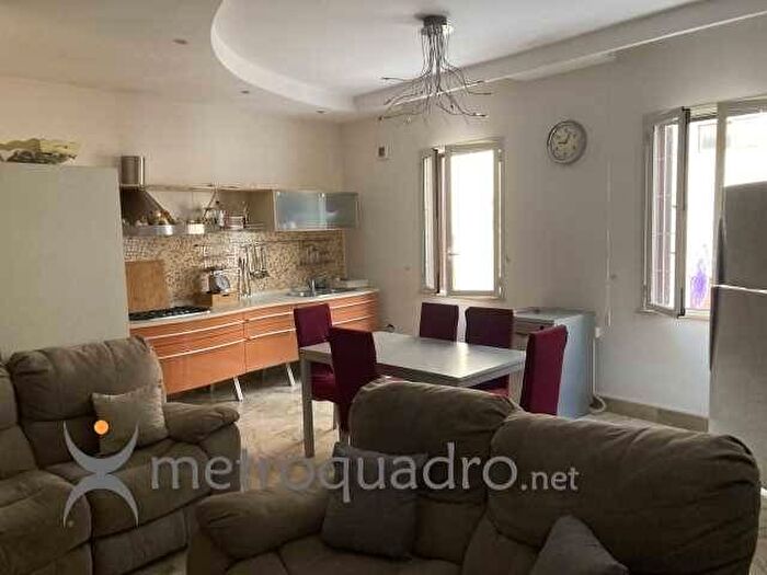 Casa con 5 locali in vendita in Piazza Gerardo Noceto, Centro, Sciacca