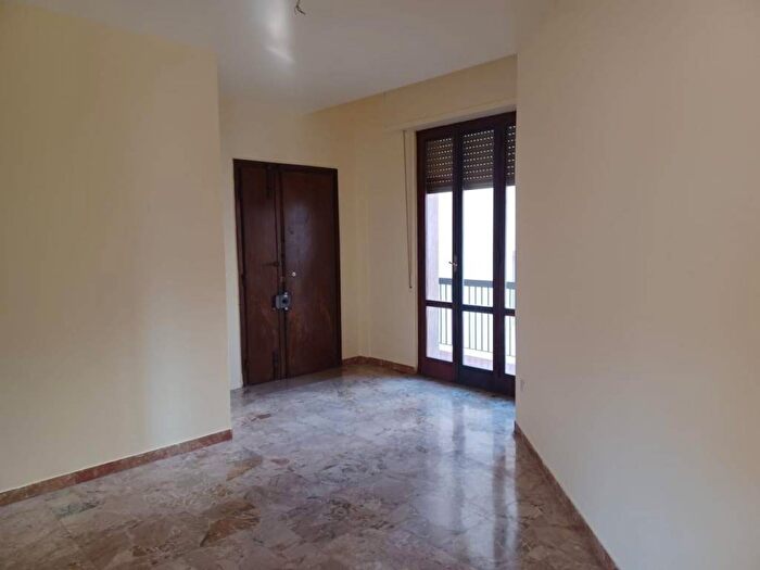 Appartamento con 5 locali in affitto in via Marconi, Campo di Marte, Firenze