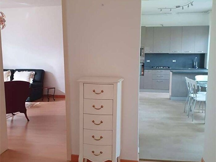 Appartamento con 6 locali in affitto in Centro, Cormons