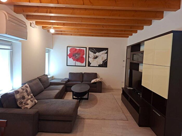 Appartamento in affitto in Centro, Caneva