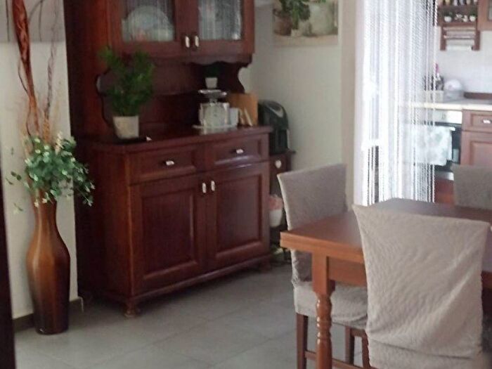 Appartamento trilocale in affitto in Via Filippo Bottazzi, Soccavo, Napoli